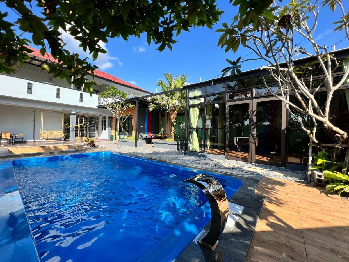 The Uniique Haus - Johor 1St Staycation Water Dining Experience Джохор Бахру Екстериор снимка